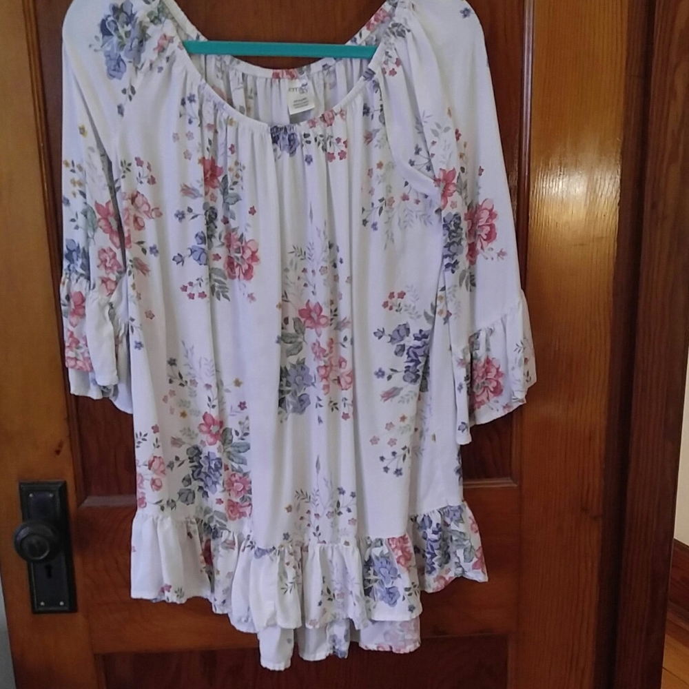 Blouse. Lightweight